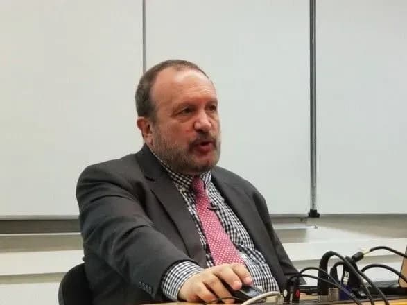 ПЦР не является хорошим методом диагностики COVID-19: Фаворов рассказал об альтернативе