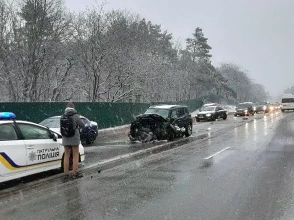 На Київщині за минулу добу сталося понад 40 ДТП, є загиблі