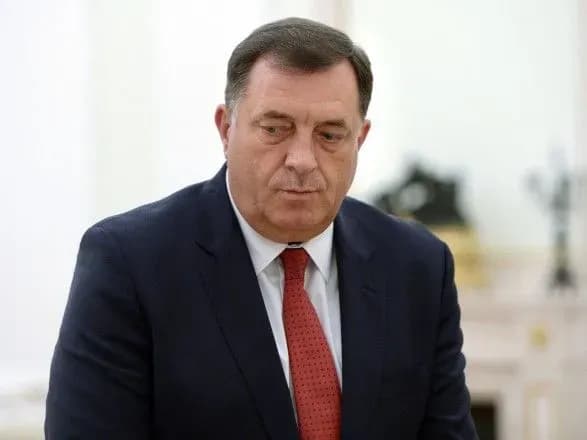 Скандал з іконою: Додік звинуватив Кулебу у "некомпетентності та розповсюдженні брехні"