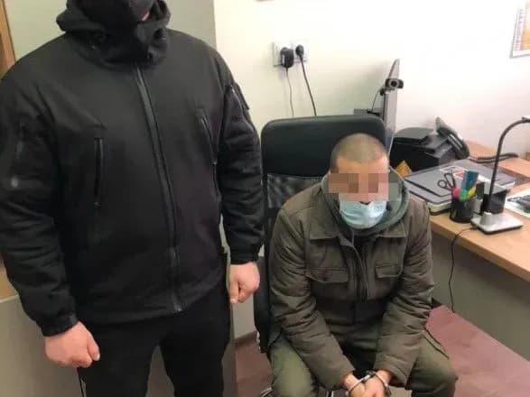 На кордоні з Молдовою затримали ґвалтівника, якого розшукував Інтерпол