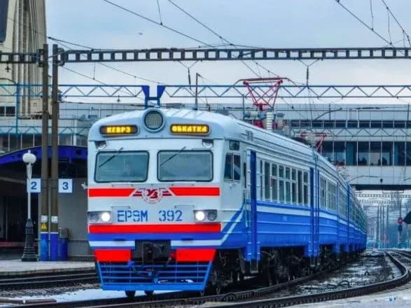 Камери відеоспостереження і "червоні кнопки": в Україні розпочинають модернізацію електричок