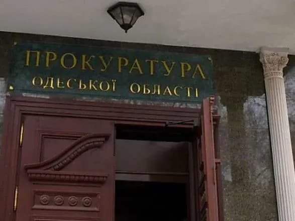 Розгулював з людською головою в руках: в Одесі чоловіку повідомили про підозру у подвійному вбивстві