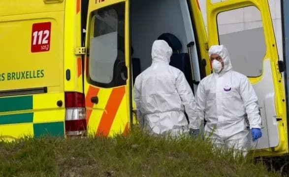 Бельгія до 1 березня заборонила необов'язкові поїздки за кордон