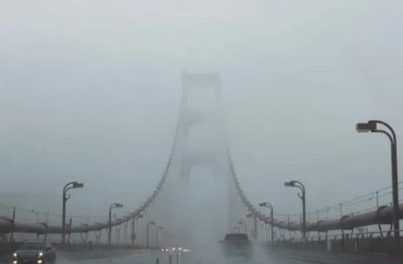 Киян попереджають про туман: видимість обмежена