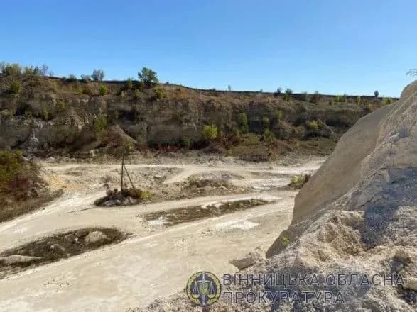 Пограбували надра на 150 млн грн: на Вінниччині судитимуть ексдиректора кар'єру