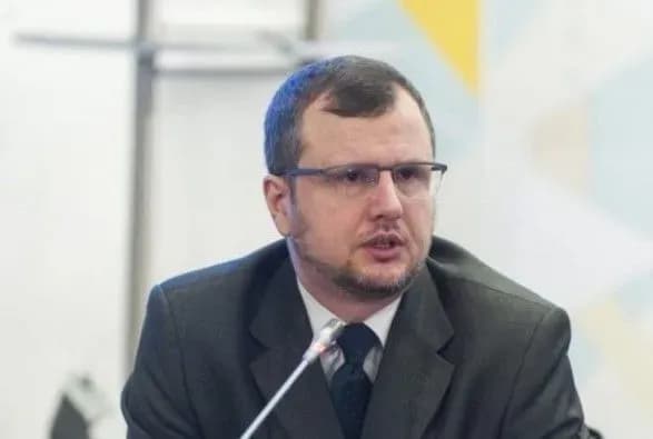 Рада хоче заборонити пересилати алкоголь поштою: як це вплине на споживача