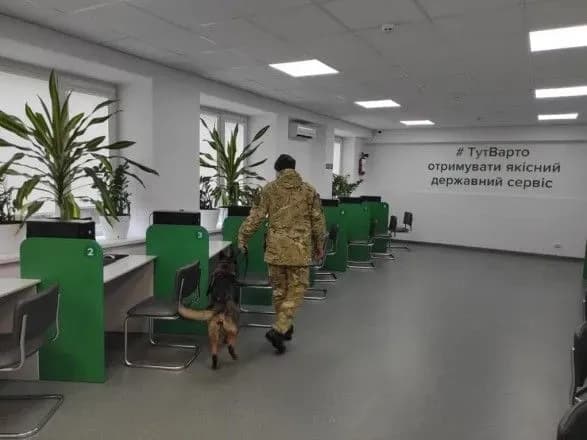 Нова хвиля "мінувань" у Харкові: евакуювали близько 200 людей