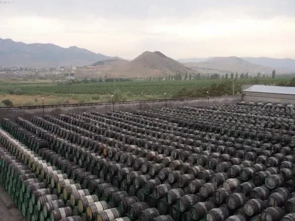 Представництво Президента в Криму звернулося до прокуратури через продаж винзаводу "Коктебель"