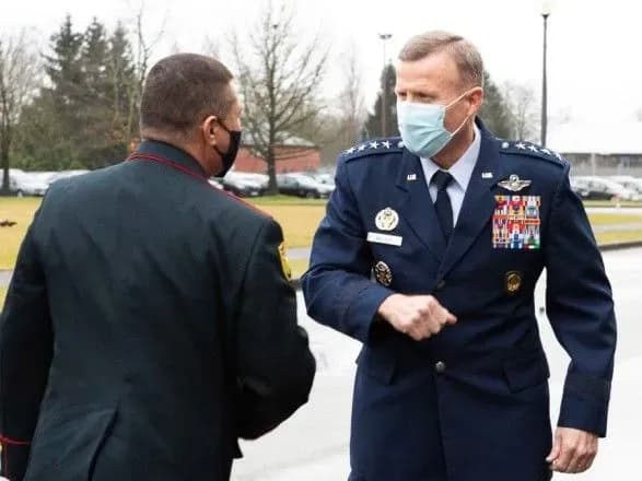 Байден призупинив виведення військ з Німеччини