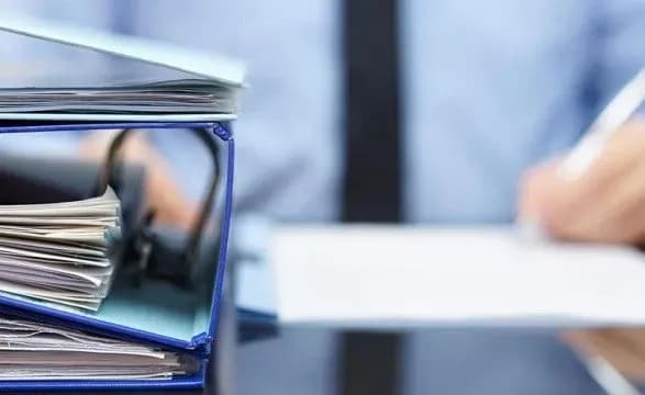 НАЗК знайшло ознаки кримінальних порушень у звітах трьох партій