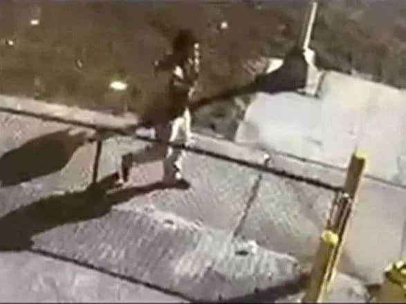 У США чоловік викрав автомобіль з вакцинами від COVID-19