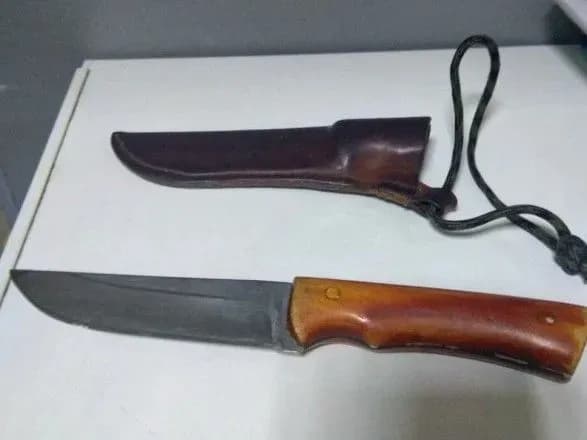 В органи Феміди як на війну: у суди намагалися пронести понад 2,7 тис. ножів