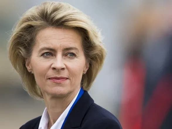 Президентка Єврокомісії попросила країни-члени ЄС пожертвувати частину їхніх вакцин Україні