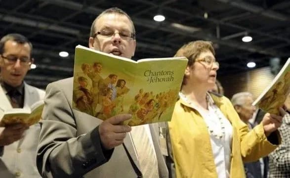 У Росії заарештували ще двох членів "Свідків Єгови"