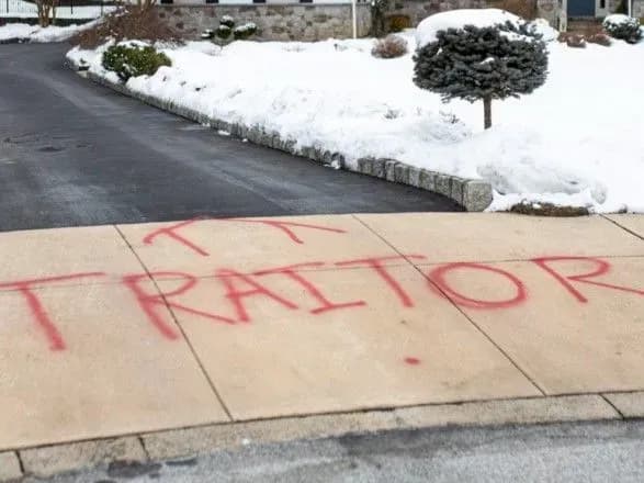 Адвокат Трампа повідомив про погрози вбивством після провалу імпічменту