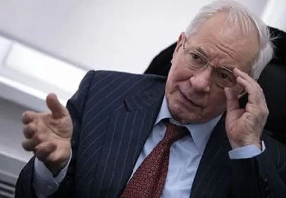 Суд вирішив відновити розслідування у справі Азарова, яке зупинив детектив НАБУ