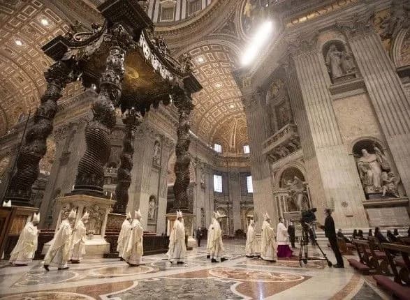 Немає щеплення - немає роботи: Ватикан вирішив жорстко боротися з противниками COVID-вакцинації