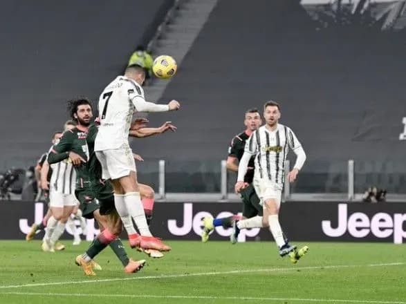 Дубль Роналду допоміг “Ювентусу” повернутися до трійки лідерів Серії А