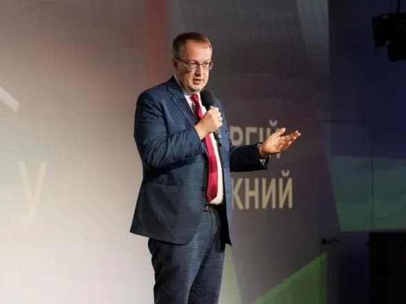 В Україні з’явилась перша недержавна школа державного управління