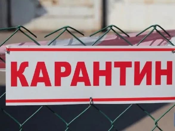 Из-за ковида на Буковине закрывают рестораны, школы и ТРЦ