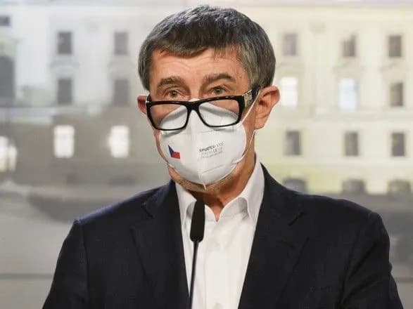 Прем'єр Чехії заявив, що йому та його сім'ї погрожують вбивством