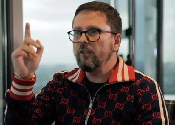 Суд дозволив затримати Шарія для обрання запобіжного заходу