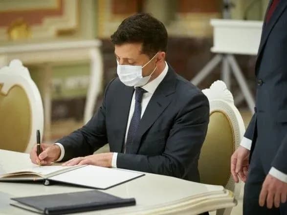 В Україні посилили відповідальність за спалення лісу: Зеленський підписав закон