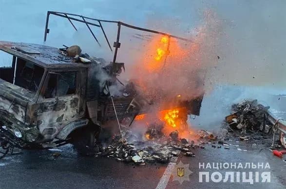 Загорелись после столкновения: из-за смертельного ДТП с военным КамАЗом открыто производство