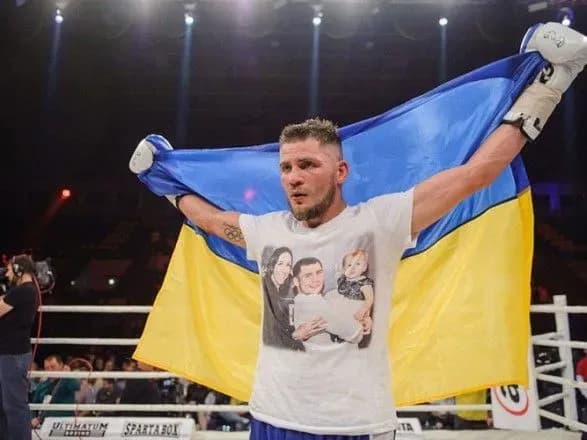 Боксер Берінчик нокаутом захистив титул чемпіона WBO International