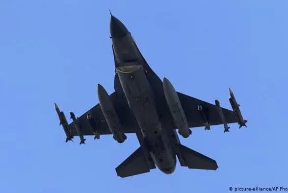 Турция атаковала позиции курдов в Сирии