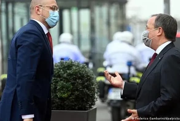 Шмигаль закликав ЄС не дати завершитись будівництву "Північного потоку - 2"