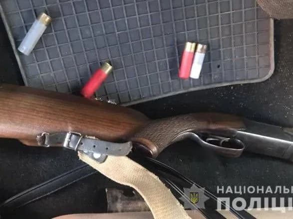 У селищі на Одещині сталася стрілянина, є вбитий та поранений