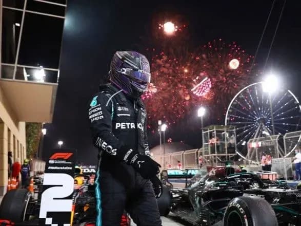 Хемілтон став тріумфатором першого Гран-Прі сезону "Формули-1"