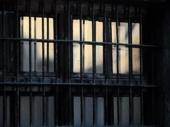 Знущались над військовими у “в’язницях” окупованої Донеччини: двом особам повідомили про підозру