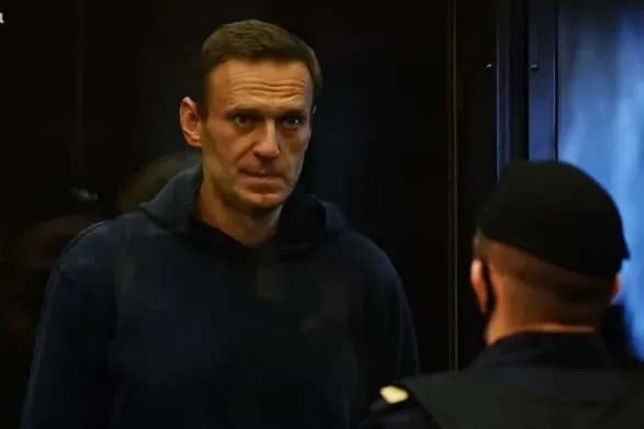 Російські тюремники запевняють, що надають необхідну меддопомогу Навальному
