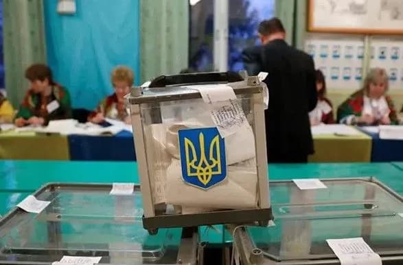 "Слуги" мешали, наблюдателей не пускали: ОПОРА о заседании ОИК в 87-м округе 31 марта