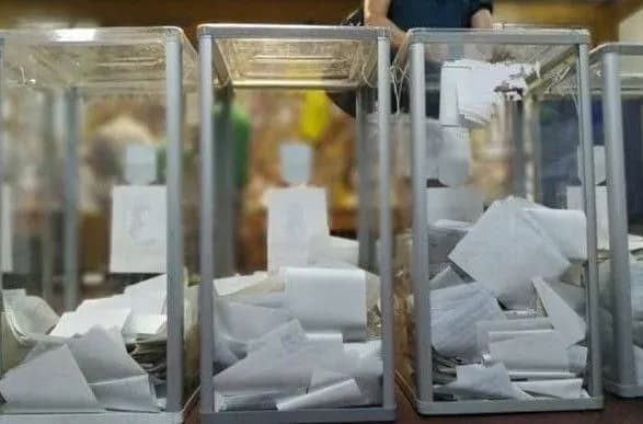 Довибори у Раду: після відновлення підрахунку голосів на Прикарпатті Шевченко обігнав Кошулинського