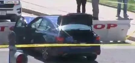 У США авто протаранило КПП біля Конгресу, є загиблі