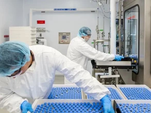 Препарат, що відтепер показаний для комплексного лікування ковідної пневмонії: деталі дослідження кверцетину