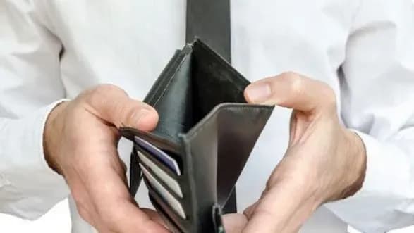 Рівень бідності серед працюючих українців перевищив 42%