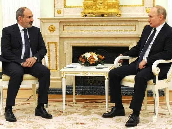 Пашинян запропонував Путіну ідею будівництва Росією ще однієї АЕС на території Вірменії
