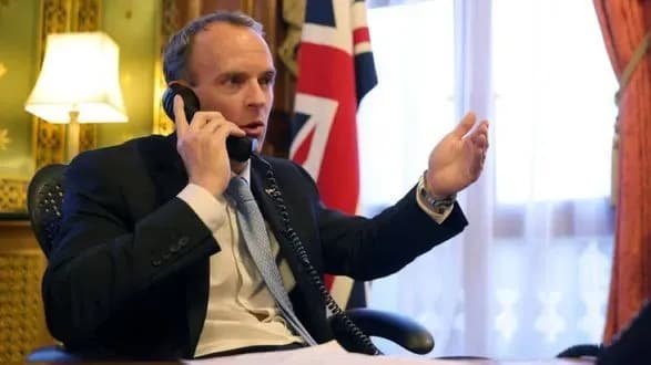 Велика Британія та США вимагають від Росії припинити кампанію з дестабілізації України