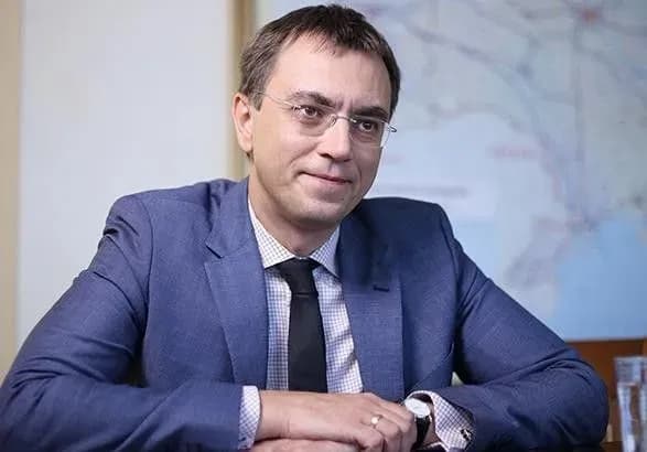 У НАБУ окремий відділ детективів опікується “Укрзалізницею”, але корупція як була, так і лишається — ексміністр Омелян назвав популярні схеми на залізниці