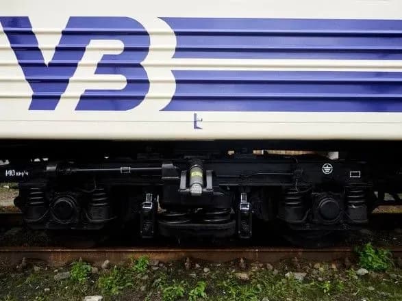 Для весняного відпочинку в горах: зі Львова до Ужгорода знову запустять поїзд