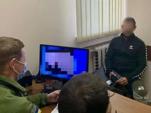 Учаснику "Дом-2" заборонили в'їзд в Україну