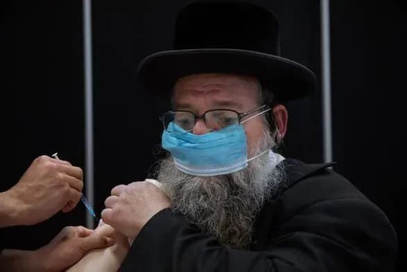 Незважаючи на вакцинацію: МОЗ Ізраїлю рекомендував громадянам відмовитися від поїздок до України через COVID-19