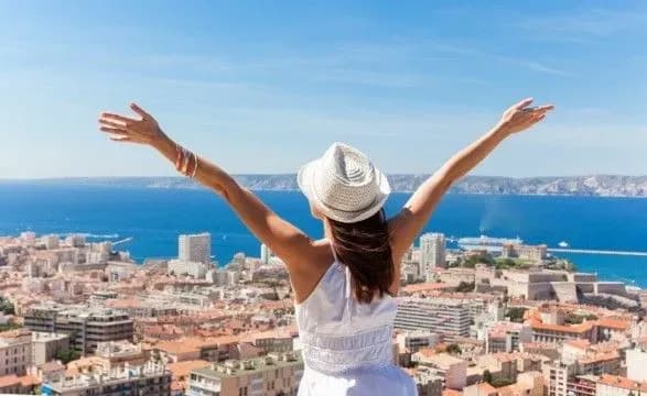 Іспанія з червня відкриє кордони для туристів