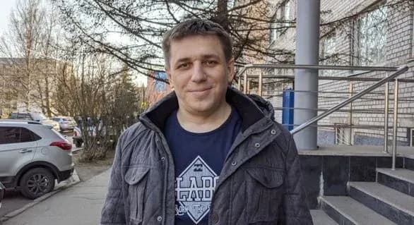 Гітарист Rammstein заступився за соратника Навального, засудженого за репост кліпу гурту