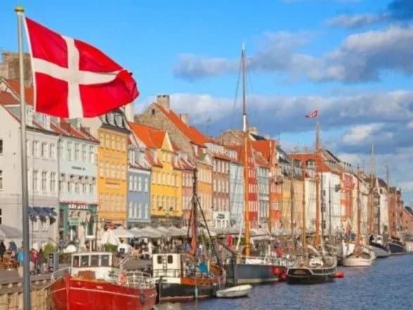 Запрацюють кінотеатри та спортзали: у Данії послаблюють карантин