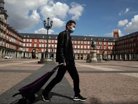 В Испании смертность от COVID-19 в апреле упала до самого низкого уровня с прошлого года